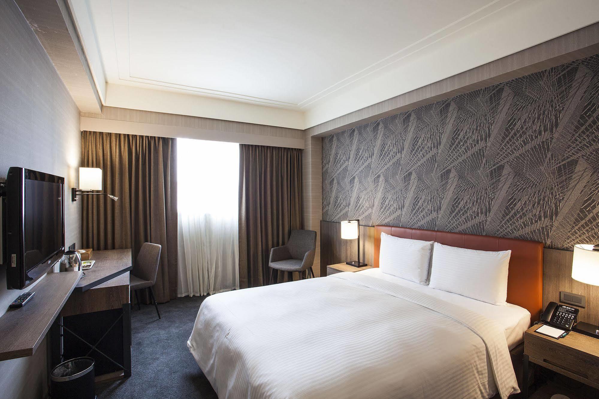Citizen Hotel Taipei Eksteriør bilde