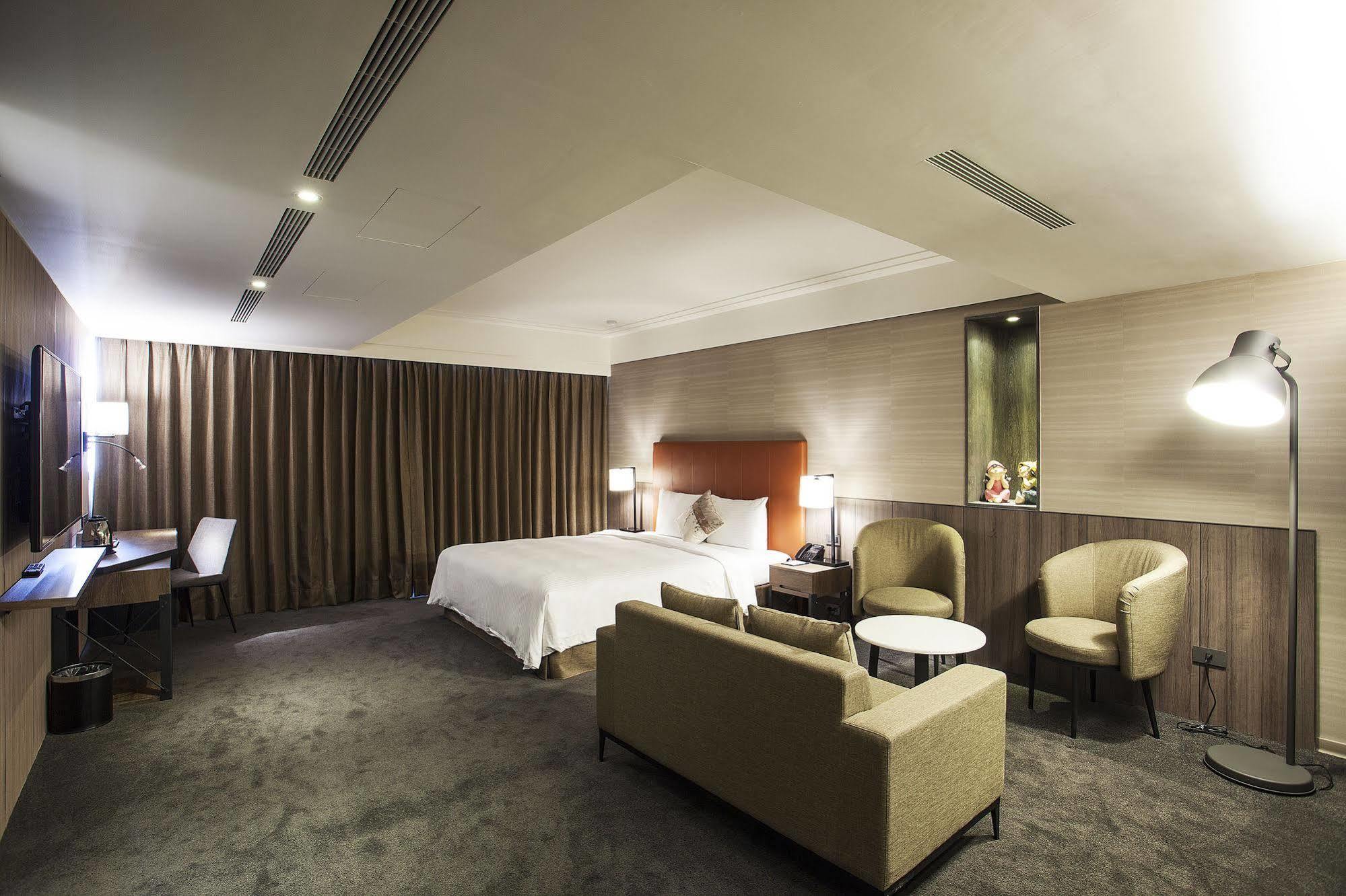 Citizen Hotel Taipei Eksteriør bilde