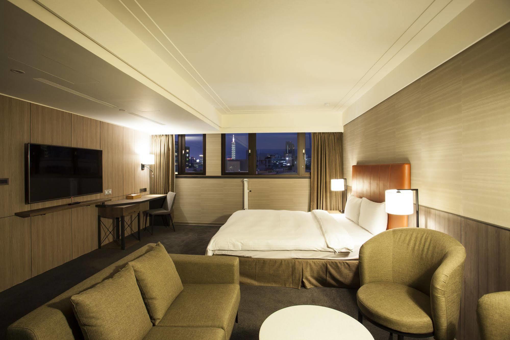 Citizen Hotel Taipei Eksteriør bilde